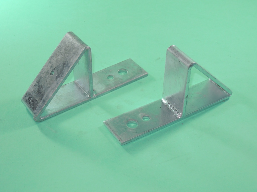 ドブ　折版雪止　L150